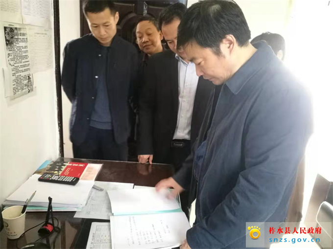 县长崔孝栓检查指导防汛防滑工作 柞水县人民政府